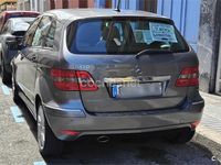 Usado Mercedes B170 116 CV (85 kW) 2009 Gris / plata Monovolumen