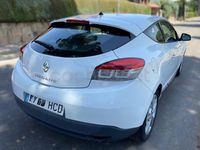 Usado Renault Mégane Dynamique 130 CV (95 kW) 2011 Blanco Berlina