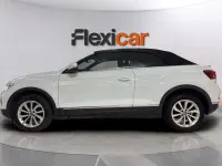 Usado VW T-Roc Cabriolet Style 110 CV (80 kW) 2022 Blanco Descapotable