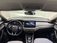 Usado Skoda Octavia 150 CV (110 kW) 2025 Gris plata