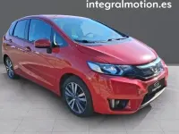 Usado Honda Jazz Elegance 102 CV (75 kW) 2017 Rojo Utilitario