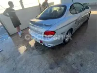 Usado Hyundai Coupé 114 CV (83 kW) 2000 Gris / plata Coupe