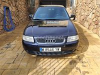 Usado Audi A3 Ambition 110 CV (80 kW) 2000 Azul Berlina