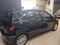 Usado Mercedes B180 109 CV (80 kW) 2007 Negro Monovolumen