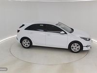 Usado Kia Ceed 100 CV (73 kW) 2025 Blanco Utilitario