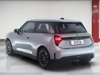 Usado Mini Cooper Essential 135 kW (184 CV) 2024 Gris Utilitario