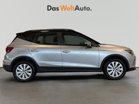 Usado Seat Arona Style 115 CV (84 kW) 2024 Gris plata SUV