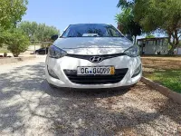 Usado Hyundai i20 85 CV (62 kW) 2013 Blanco Utilitario