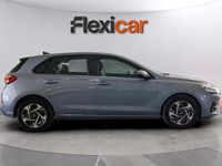 Usado Hyundai i30 101 CV (74 kW) 2024 Azul Berlina