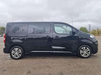 Usado Peugeot Traveller Active 177 CV (130 kW) 2018 Negro Monovolumen