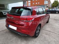 Usado Hyundai i30 116 CV (85 kW) 2021 Granate Berlina