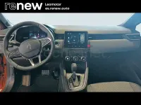 Usado Renault Clio V Techno 143 CV (105 kW) 2025 Naranja Berlina