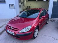 Usado Peugeot 307 110 CV (80 kW) 2003 Granate Berlina