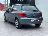 Usado Peugeot 307 109 CV (80 kW) 2005 Gris Utilitario