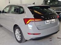 Usado Skoda Scala Style 116 CV (85 kW) 2020 Gris Utilitario