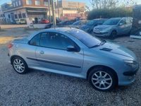 Usado Peugeot 206 CC 137 CV (100 kW) 2003 Azul Descapotable