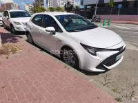 Używany Toyota Corolla Active 122 KM (89 kW) 2020 Biały Sedan/Limuzyna