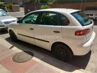 Usado Seat Ibiza 100 CV (73 kW) 2005 Blanco Utilitario