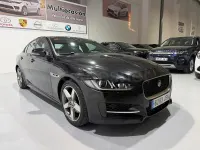 Usado Jaguar XE R-Sport 180 CV (132 kW) 2016 Negro Berlina