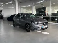 Usado Mercedes GLA200 150 CV (110 kW) 2025 Gris montaña SUV