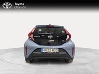 Usado Toyota Aygo X Play 72 CV (52 kW) 2024 Gris / plata SUV