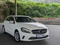 Käytetty Mercedes A200 Urban 136 HP (100 kW) 2016 Valkoinen Sedan