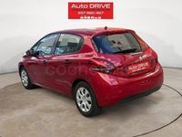 Usado Peugeot 208 Access 68 CV (50 kW) 2016 Granate Utilitario