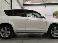Usado Toyota RAV4 Executive 150 CV (110 kW) 2011 Blanco SUV
