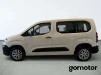 Usado Citroën Berlingo Live 102 CV (75 kW) 2023 Blanco Monovolumen