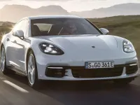 Usado Porsche Panamera Turbo S Executive 680 CV (500 kW) 2018 Azul Berlina