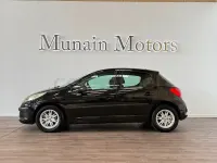 Usado Peugeot 207 90 CV (66 kW) 2007 Negro Berlina