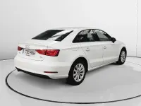 Usado Audi A3 Attraction 105 CV (77 kW) 2014 Blanco Berlina