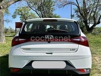 Usado Hyundai i20 84 CV (61 kW) 2022 Blanco Utilitario