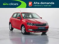 Usado Skoda Fabia Ambition 75 CV (55 kW) 2016 Rojo Berlina