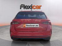 Usado Skoda Octavia RS 245 CV (180 kW) 2024 Rojo Familiar