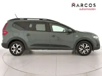 Usado Dacia Jogger Expression 110 CV (80 kW) 2024 Verde Monovolumen