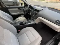 Usado Mercedes C200 Elegance 136 CV (100 kW) 2011 Negro Berlina