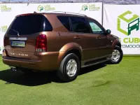 Usado SsangYong Rexton 120 CV (88 kW) 2004 Marrón SUV