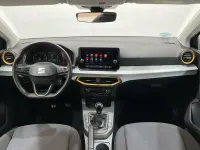 Usado Seat Ibiza Style Plus 110 CV (80 kW) 2022 Azul Utilitario