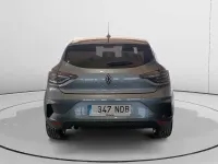 Usado Renault Clio Evolution 101 CV (74 kW) 2025 Gris Utilitario