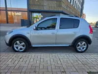 Usado Dacia Sandero Stepway 90 CV (66 kW) 2012 Gris Utilitario