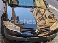 Usado Renault Mégane II Dynamique 115 CV (84 kW) 2004 Negro Berlina