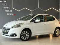 Usado Peugeot 208 Active 82 CV (60 kW) 2019 Blanco Utilitario