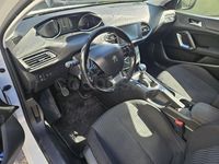 Usado Peugeot 308 SW Active 120 CV (88 kW) 2016 Blanco Familiar