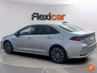 Usado Toyota Corolla 122 CV (89 kW) 2019 Gris Berlina
