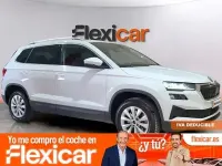 Usado Skoda Karoq Ambition 150 CV (110 kW) 2023 Blanco SUV
