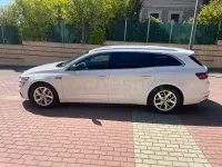 Usado Renault Talisman LIMITED 160 CV (117 kW) 2020 Blanco Familiar