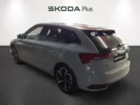 Usado Skoda Scala Monte Carlo 150 CV (110 kW) 2025 Gris Utilitario