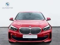 Usado BMW 118 Shadowline 136 CV (100 kW) 2022 Rojo Utilitario