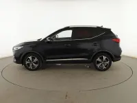 Usado MG ZS Comfort 106 CV (77 kW) 2022 Negro SUV